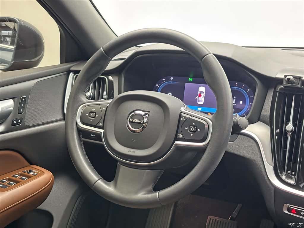 Volvo S60, 2023 23