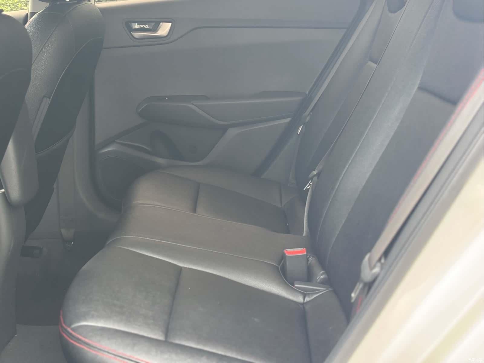 Hyundai GLS, 2017 9