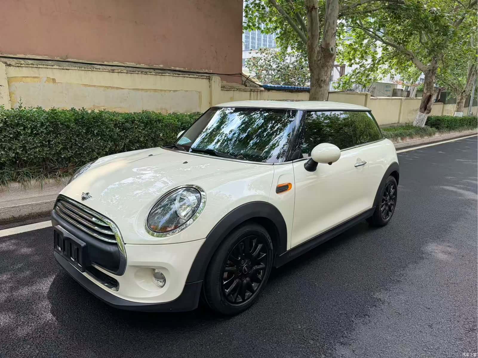 Mini ONE, 2019 1