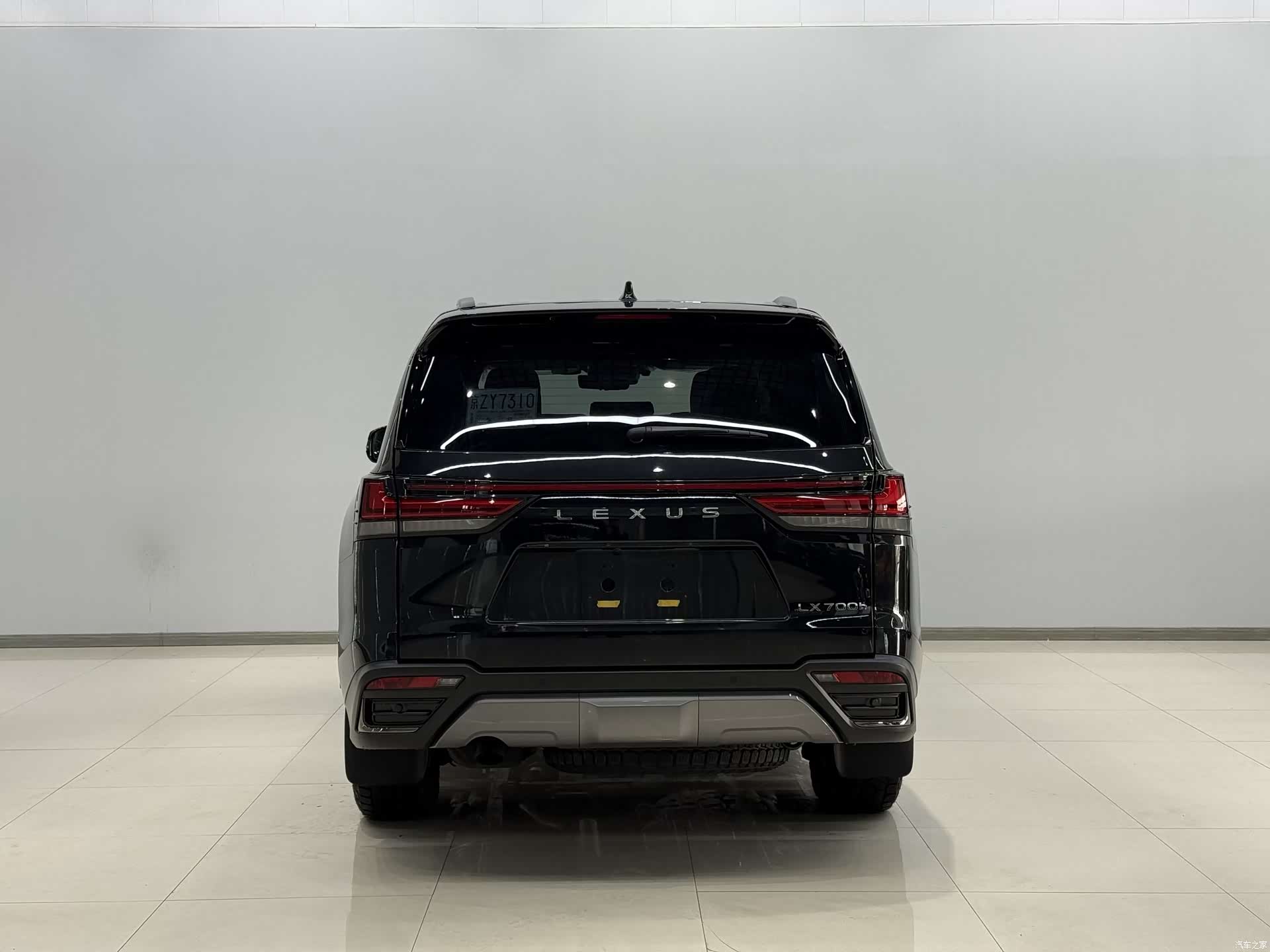 Lexus LX, 2025 6