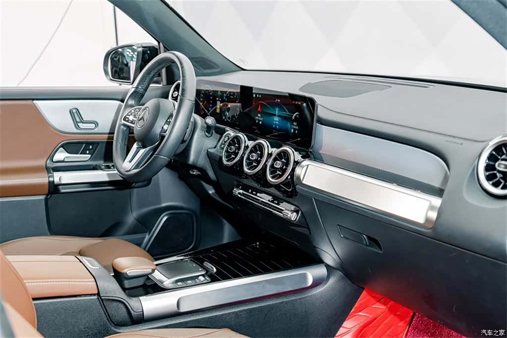 Mercedes-Benz GLB, 2023 17