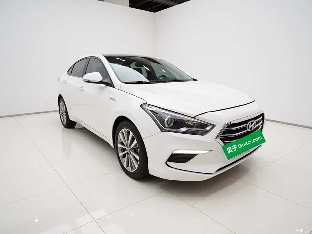Hyundai GLS, 2017 3