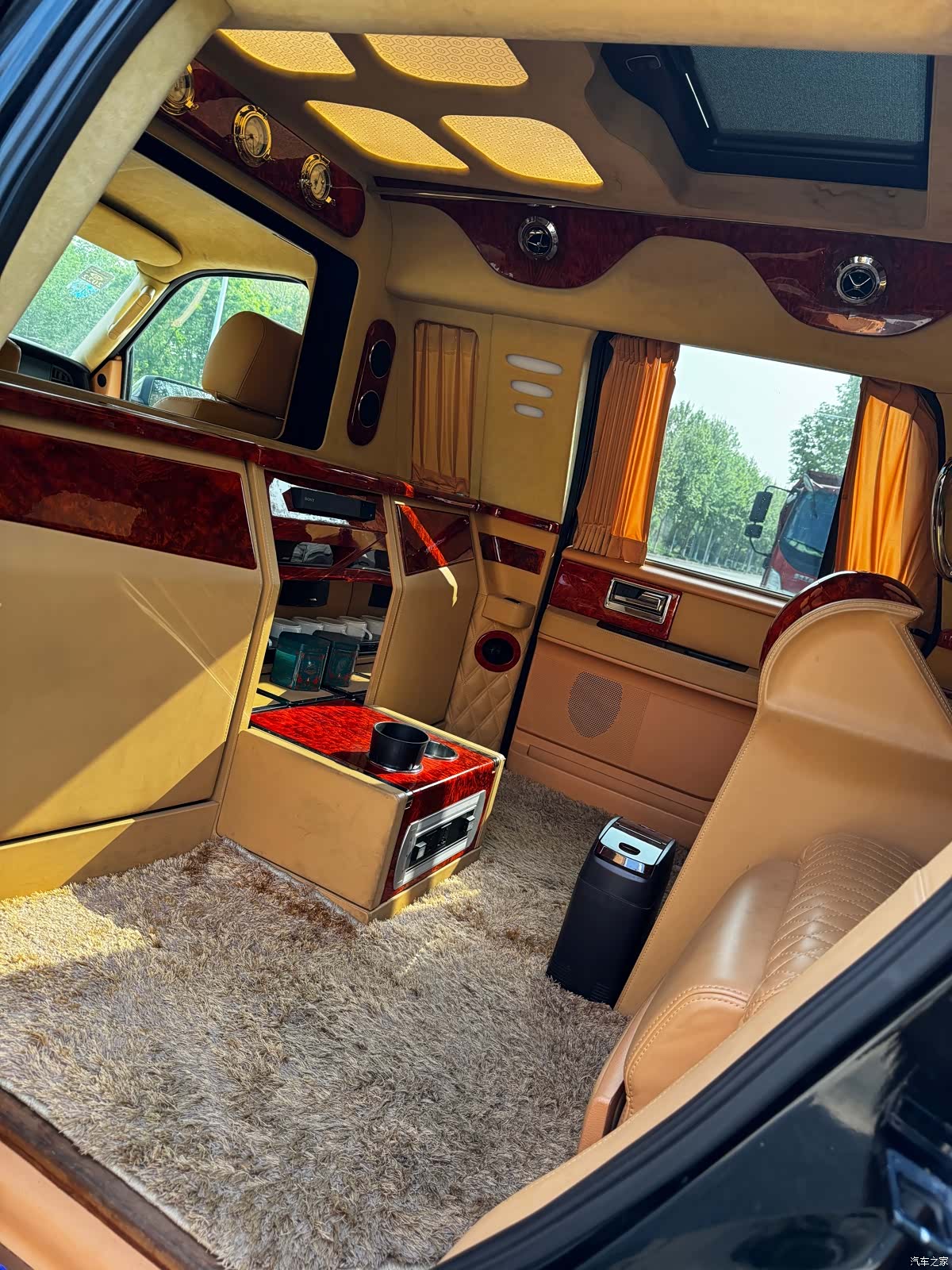 Lincoln Navigator, 2018 8