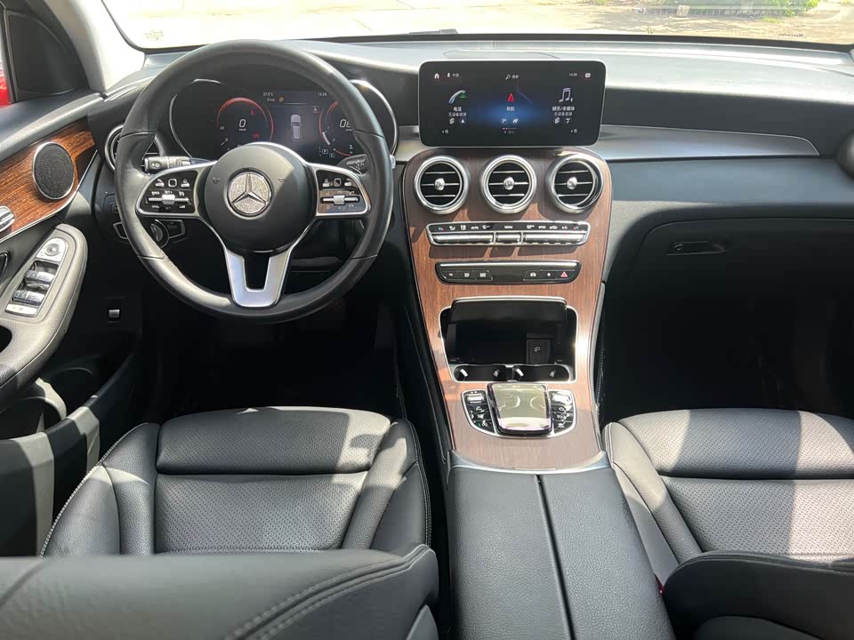 Mercedes-Benz GLC Mercedes-Benz GLC