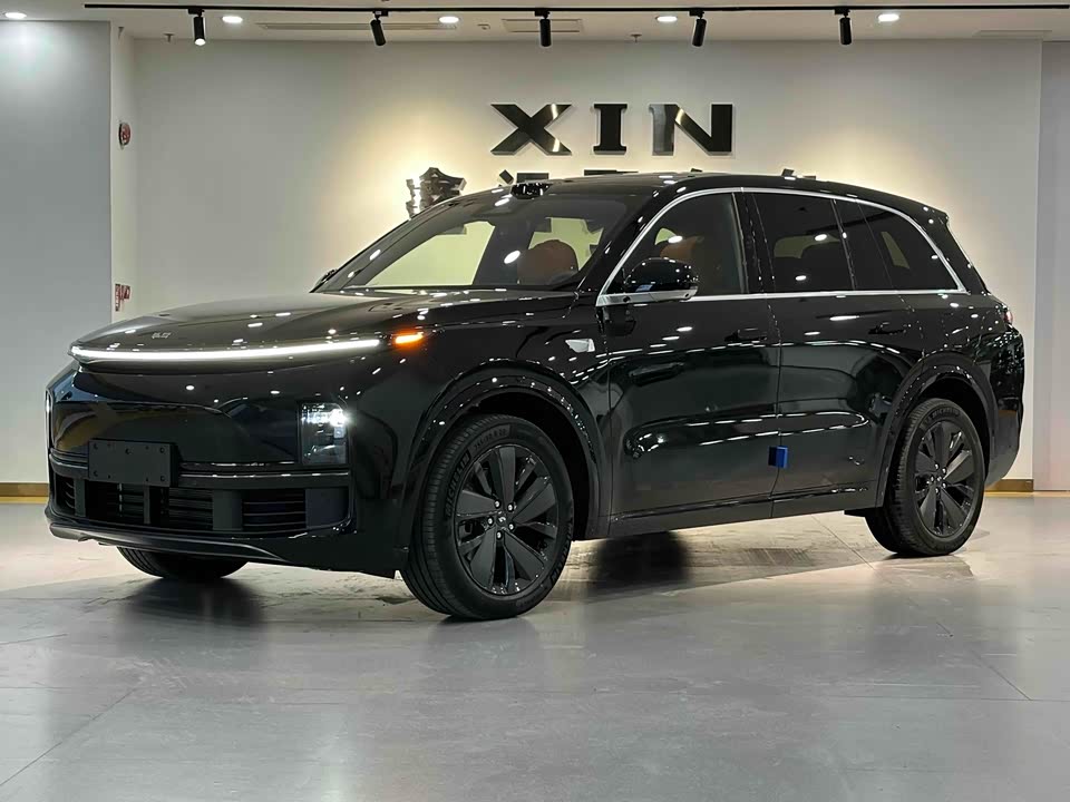 Li Auto Ideal L8