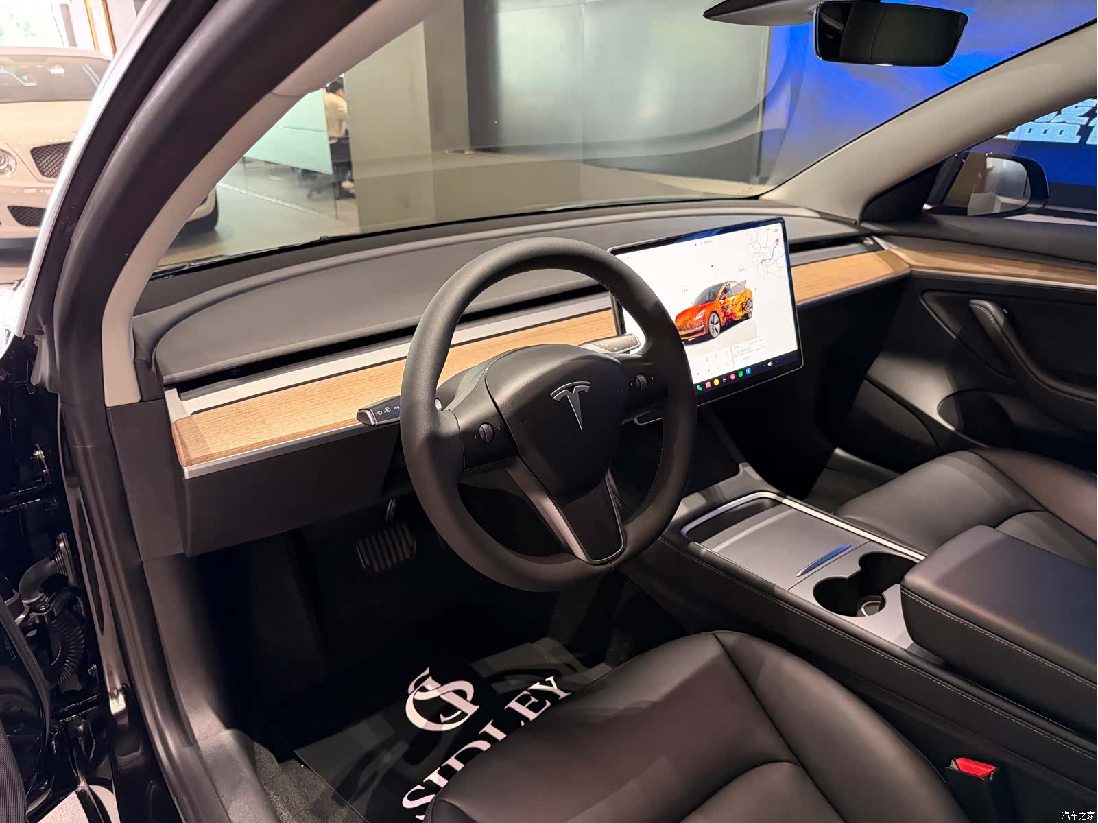Tesla Model 3, 2022 7