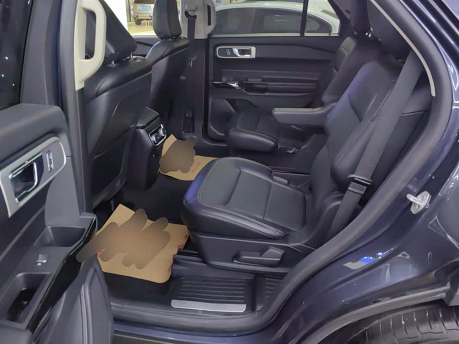 Ford Explorer Ford Explorer