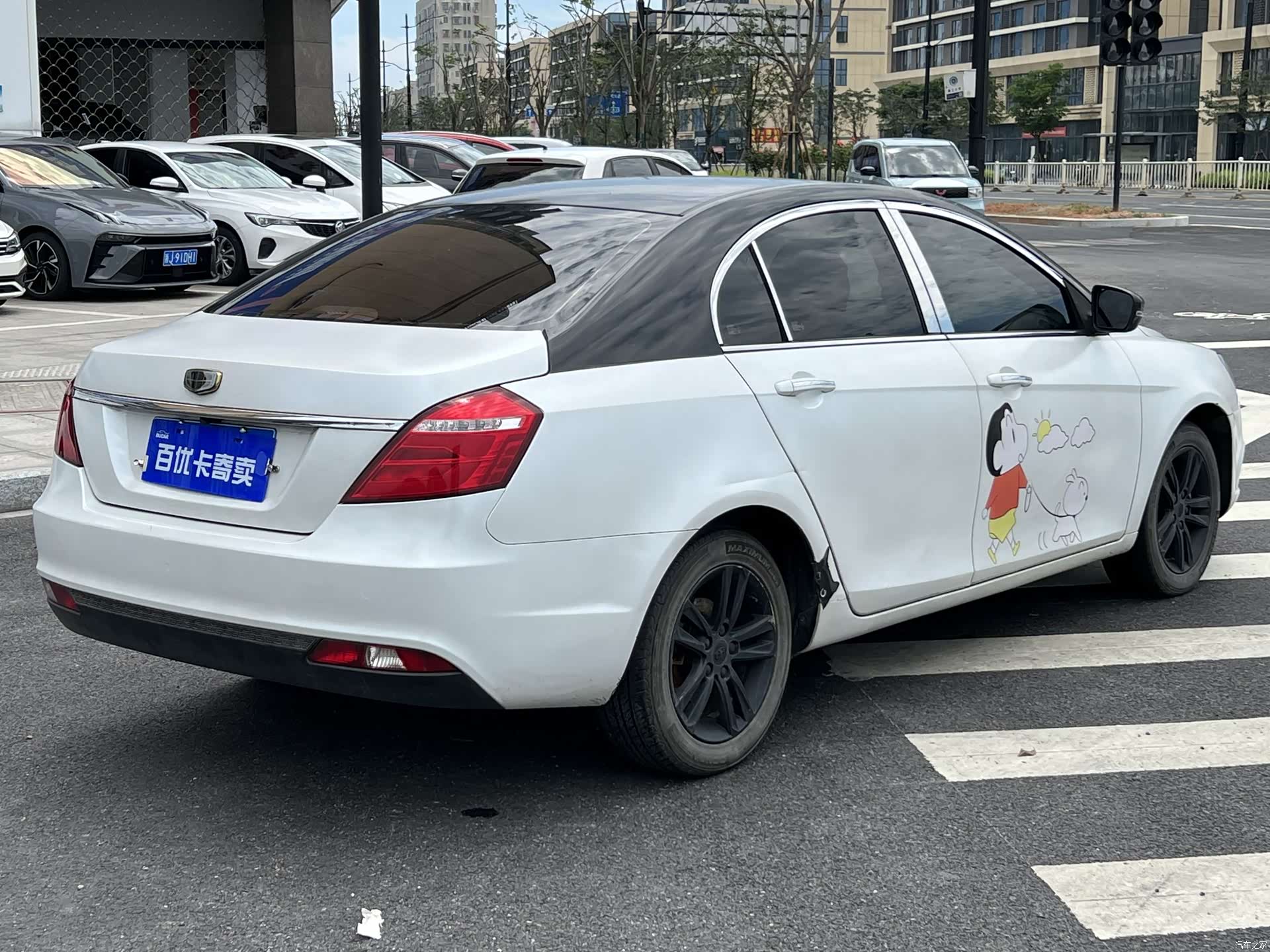 Geely Emgrand, 2017 4