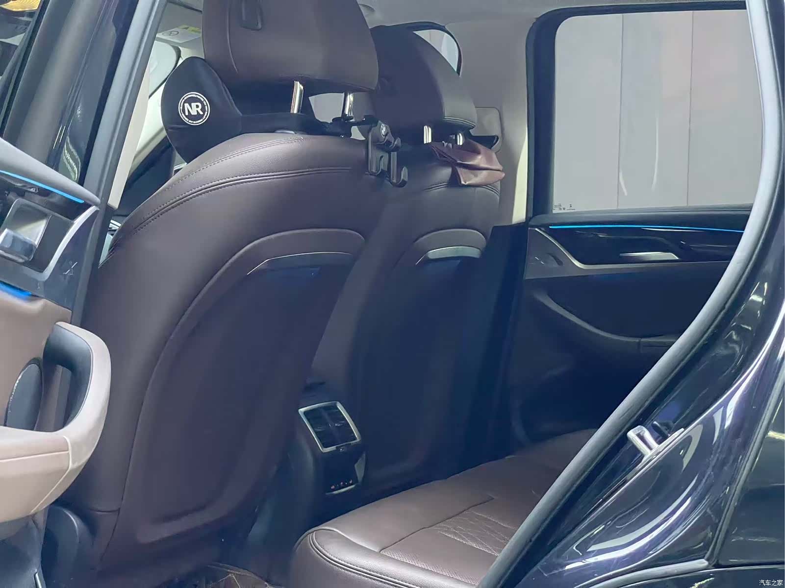 BMW iX3, 2023 10