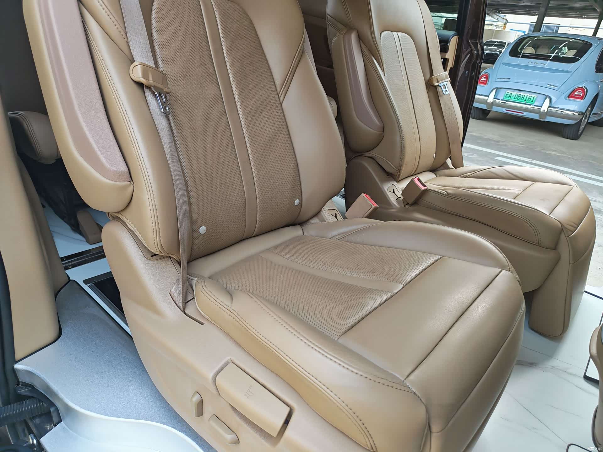 Buick GL8, 2018 9