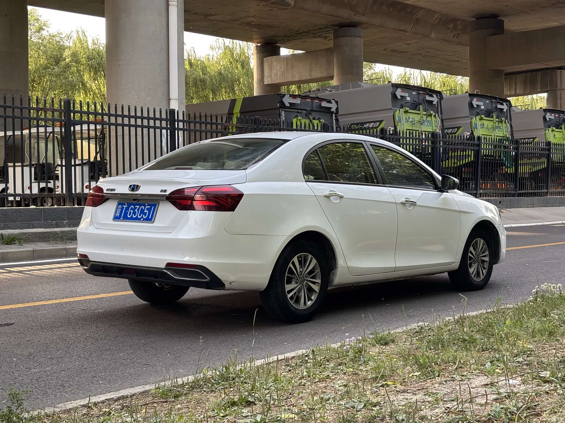 Geely Emgrand, 2018 все фото