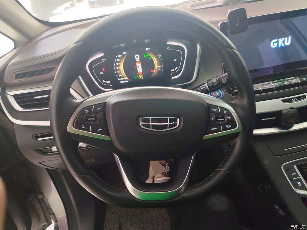 Geely Jiaji, 2022 3