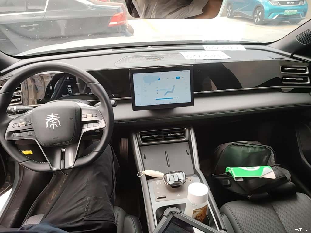 BYD Qin, 2024 10