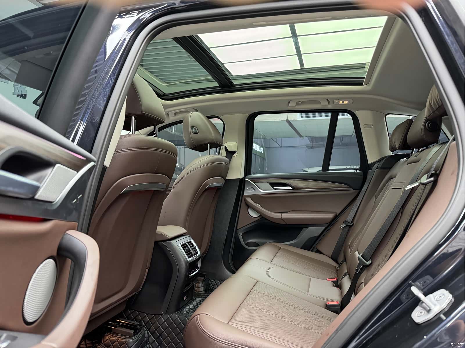 BMW X3, 2024 11