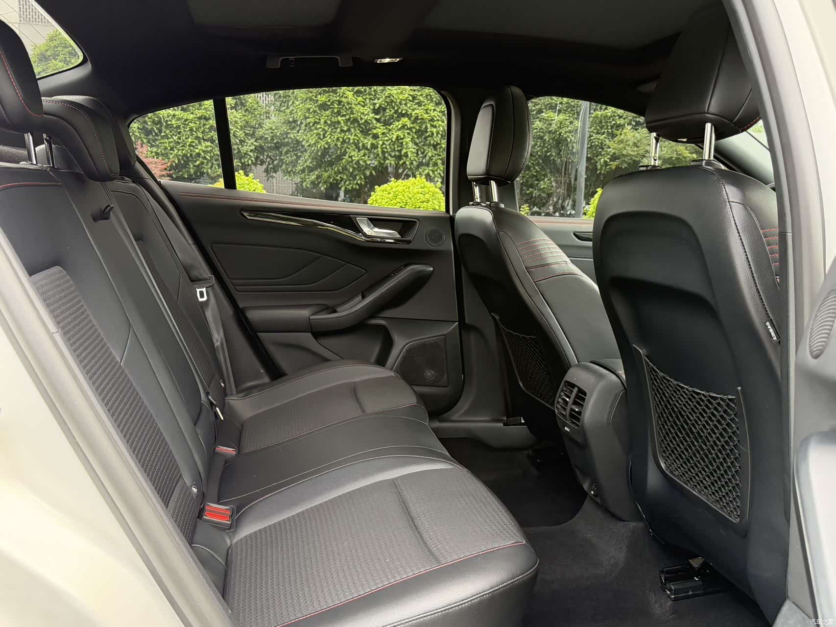 Ford Focus, 2021 14