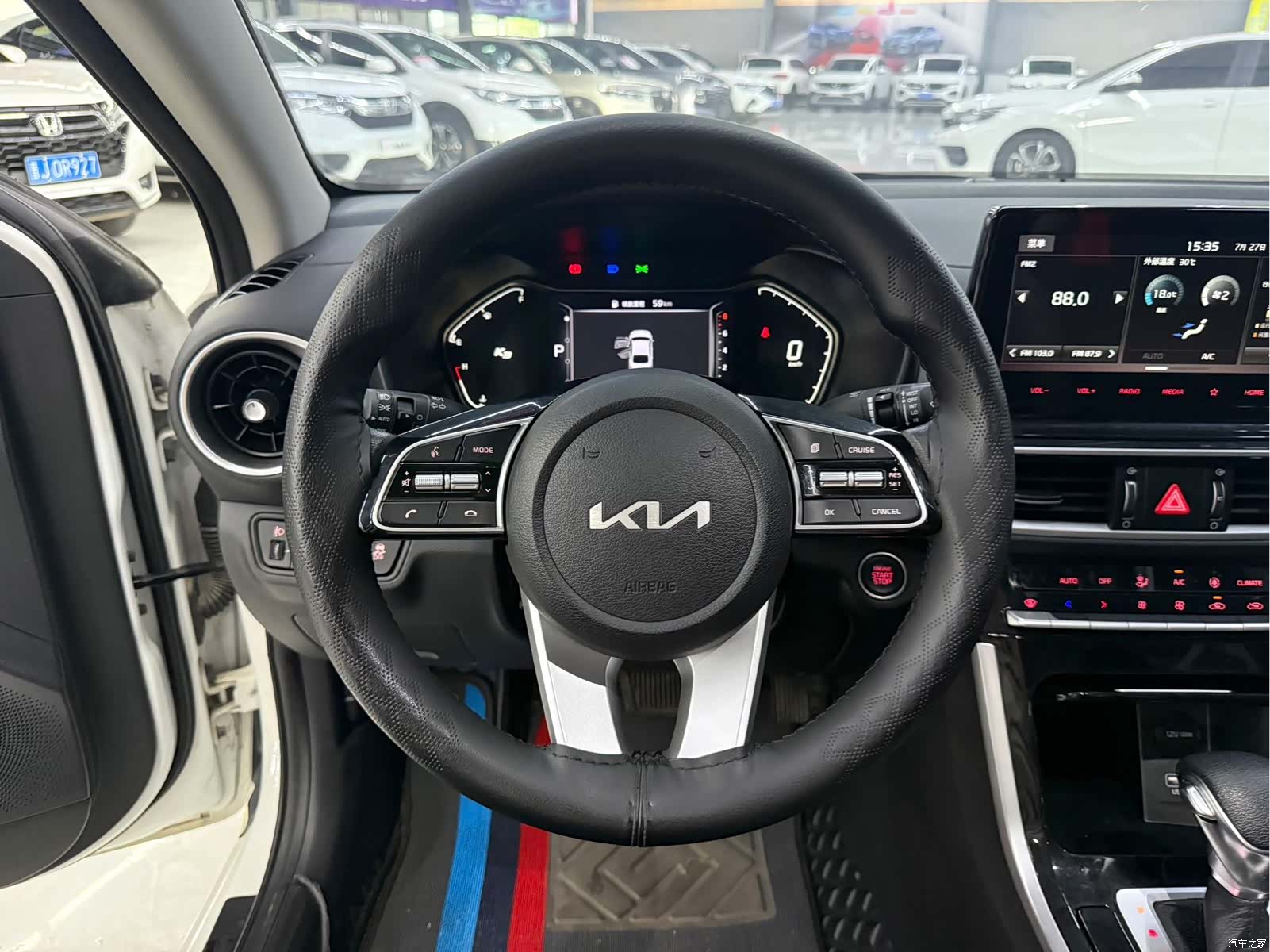 Kia K3, 2022 4