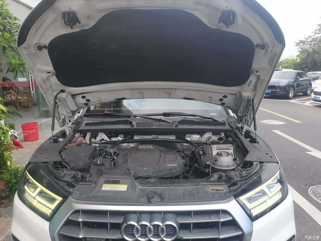 Audi Q5L, 2019 20