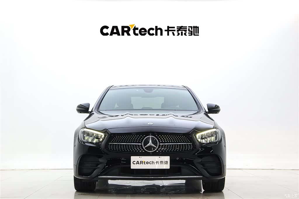Mercedes-Benz E-Class, 2023 3