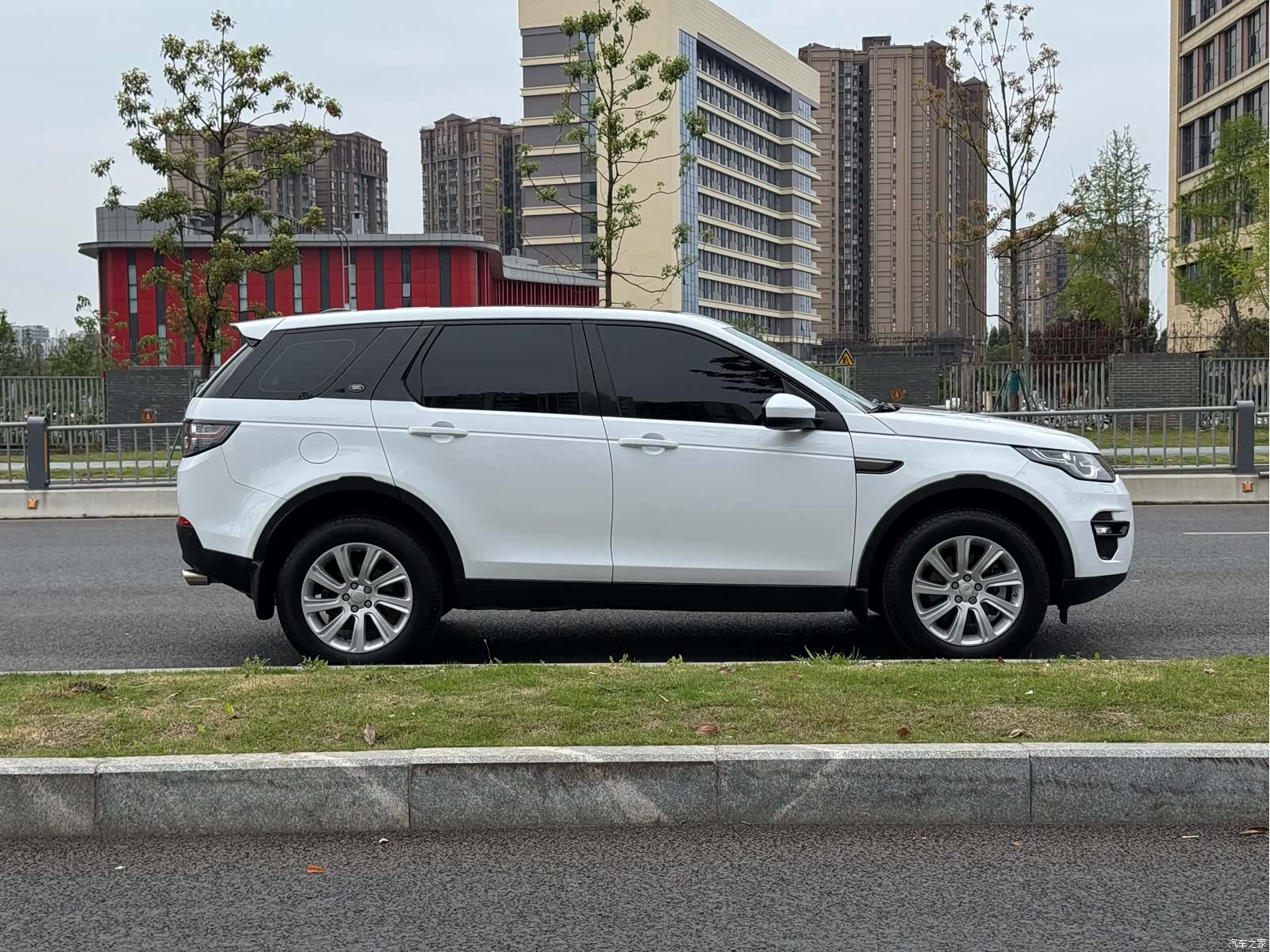 Land Rover Discovery, 2016 12