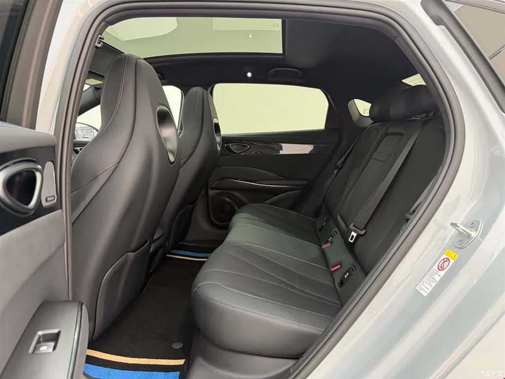BYD Seal, 2025 17