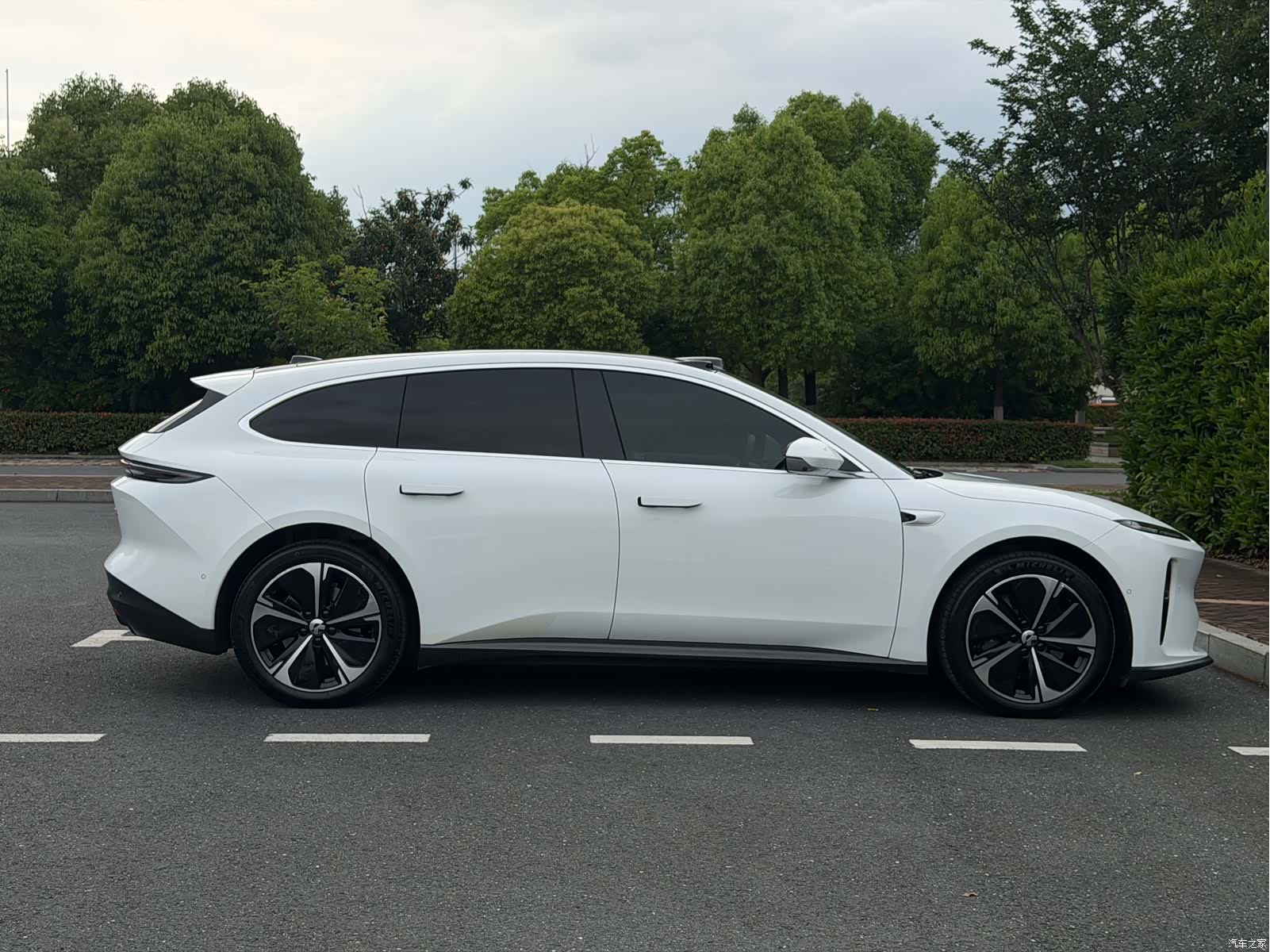 NIO ET5, 2024 12