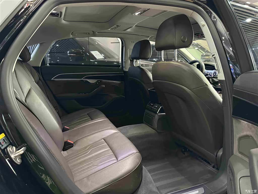 Audi A8L, 2018 10