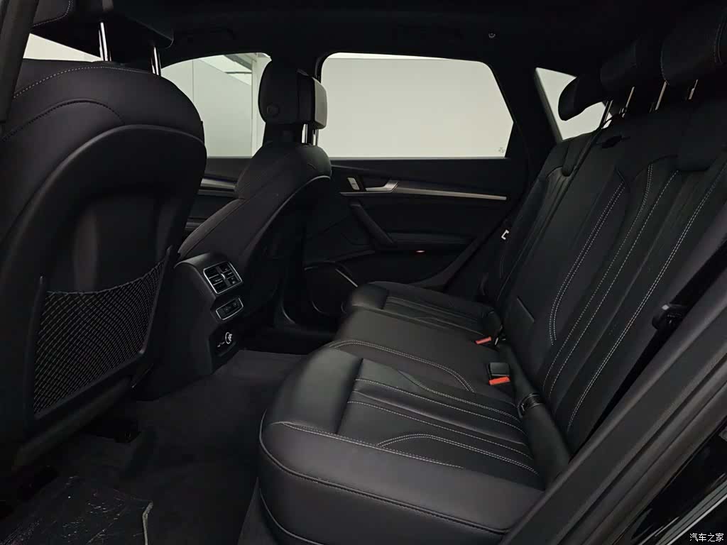 Audi Q5L, 2024 14
