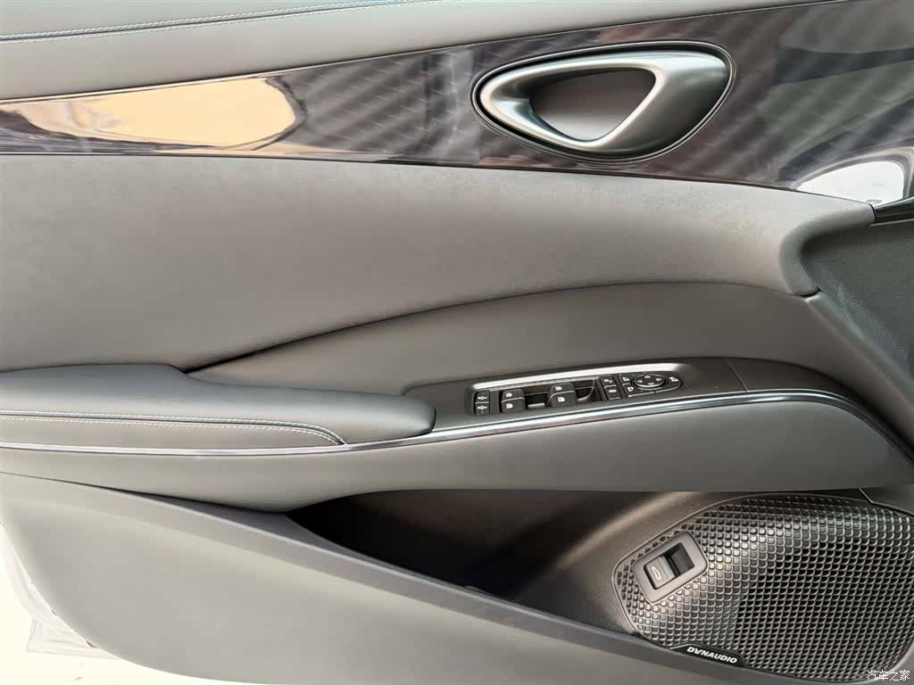 BYD Seal, 2025 21
