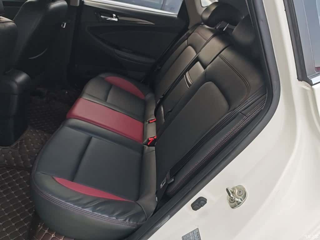 Changan Eado, 2015 17