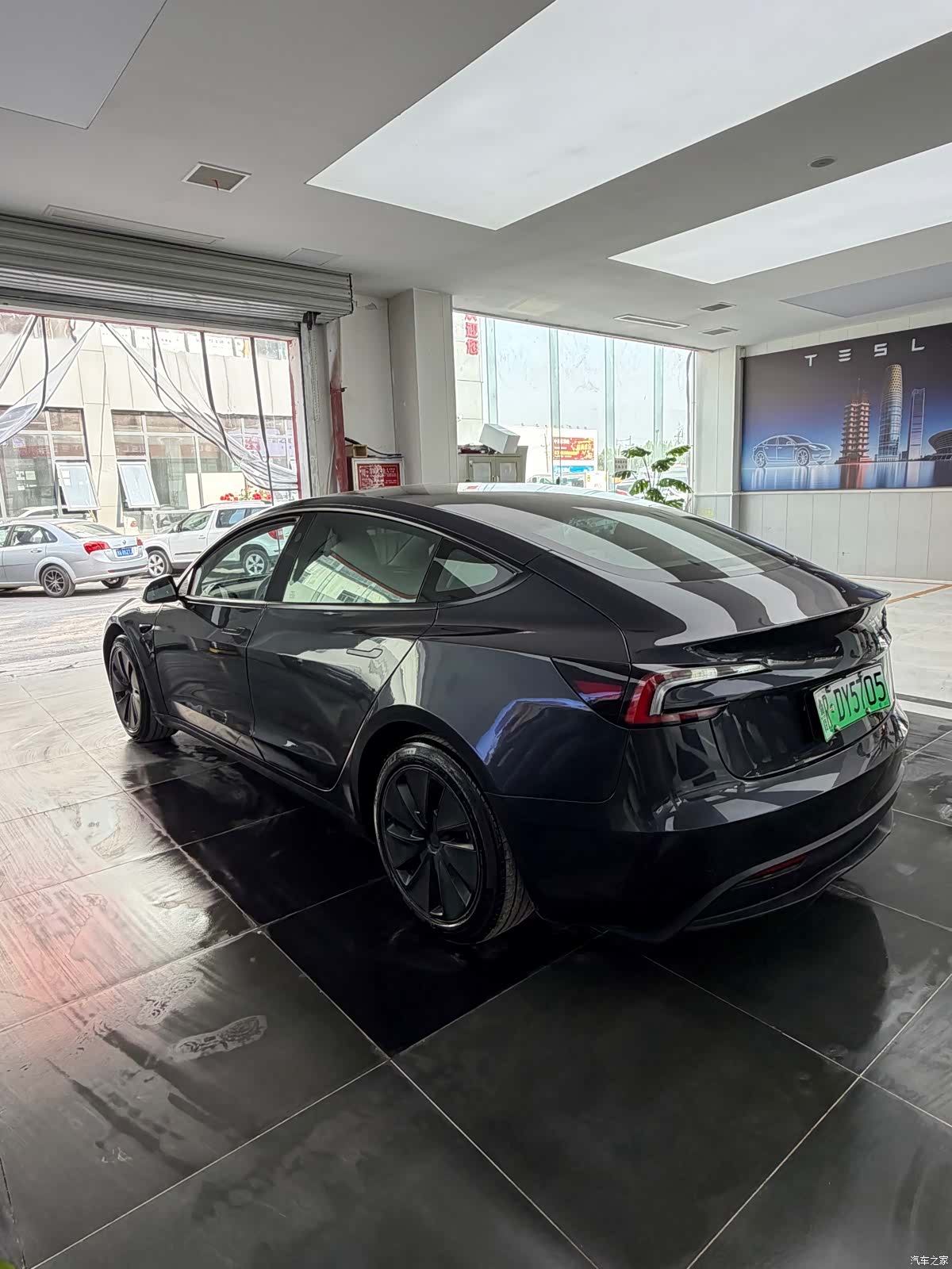 Tesla Model 3, 2024 все фото
