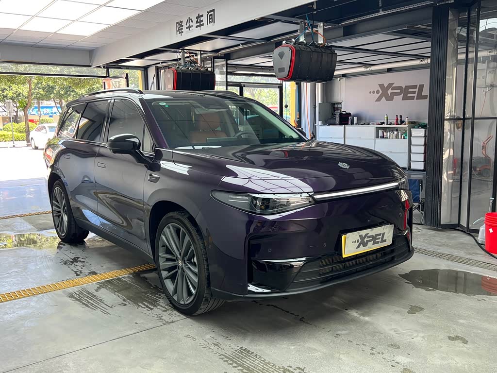 Leapmotor C16