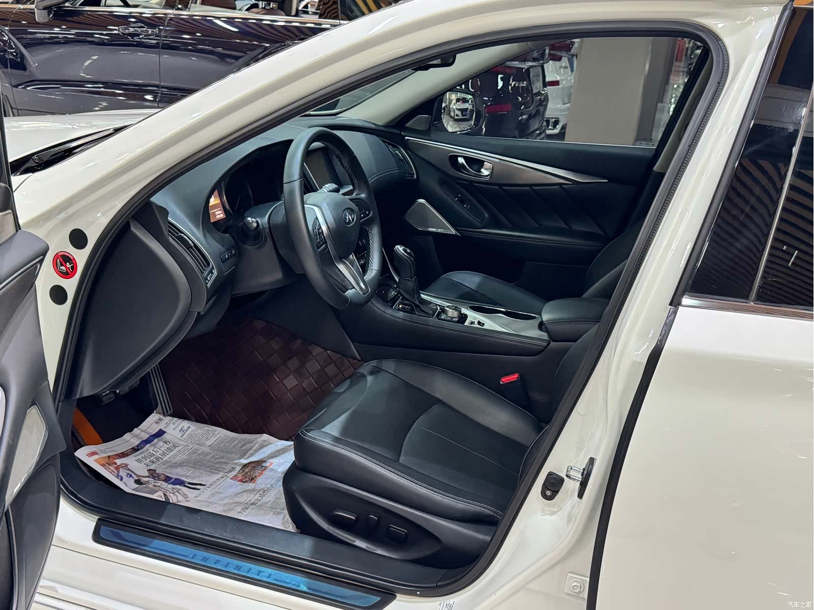 Infiniti Q50L, 2020 11