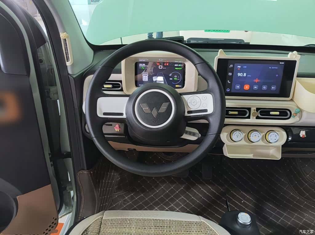 Wuling MINIEV, 2024 11