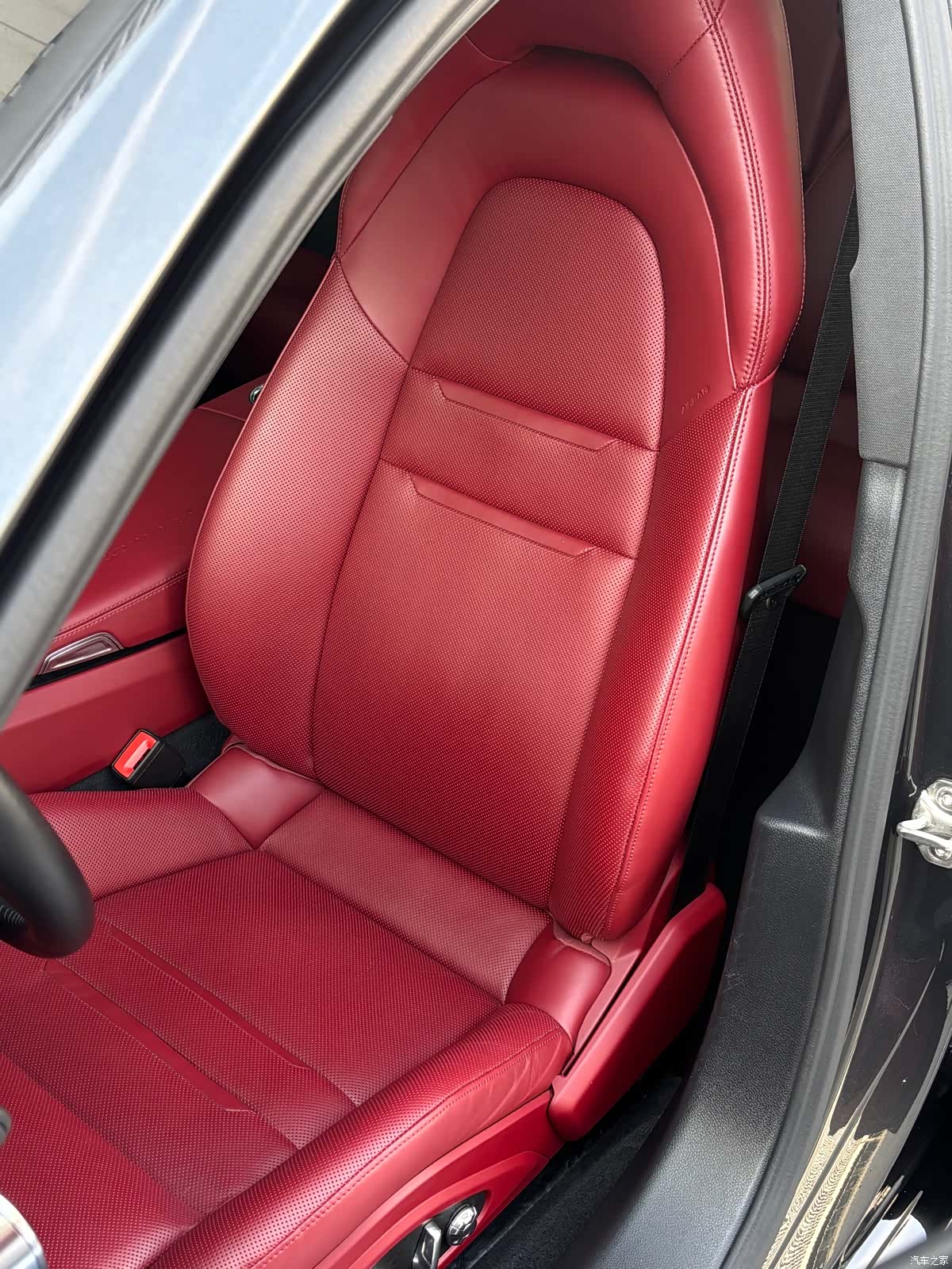 Porsche Panamera, 2022 9