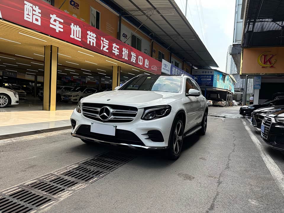 Mercedes-Benz GLC Mercedes-Benz GLC