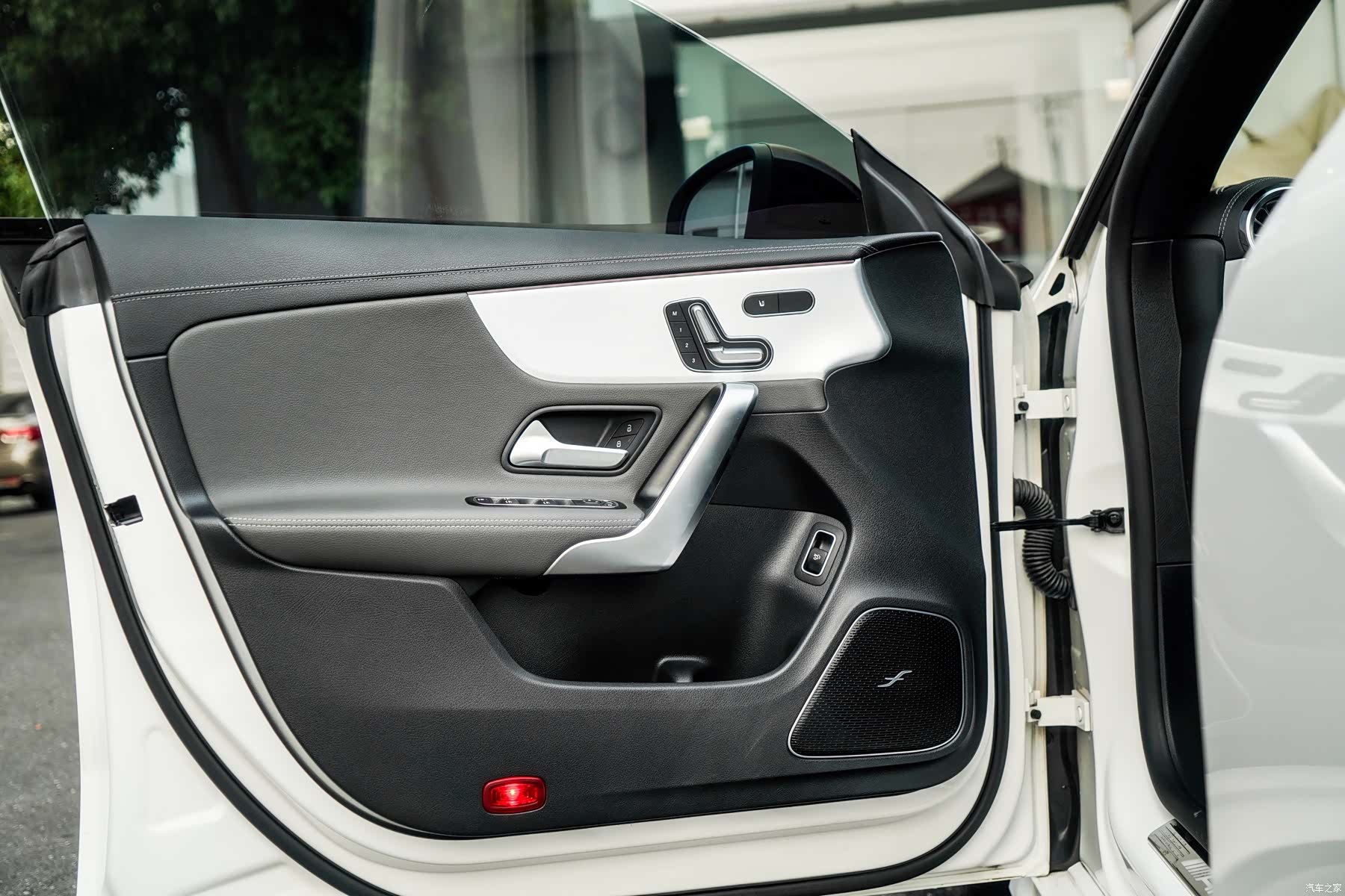 Mercedes-Benz CLA, 2022 8
