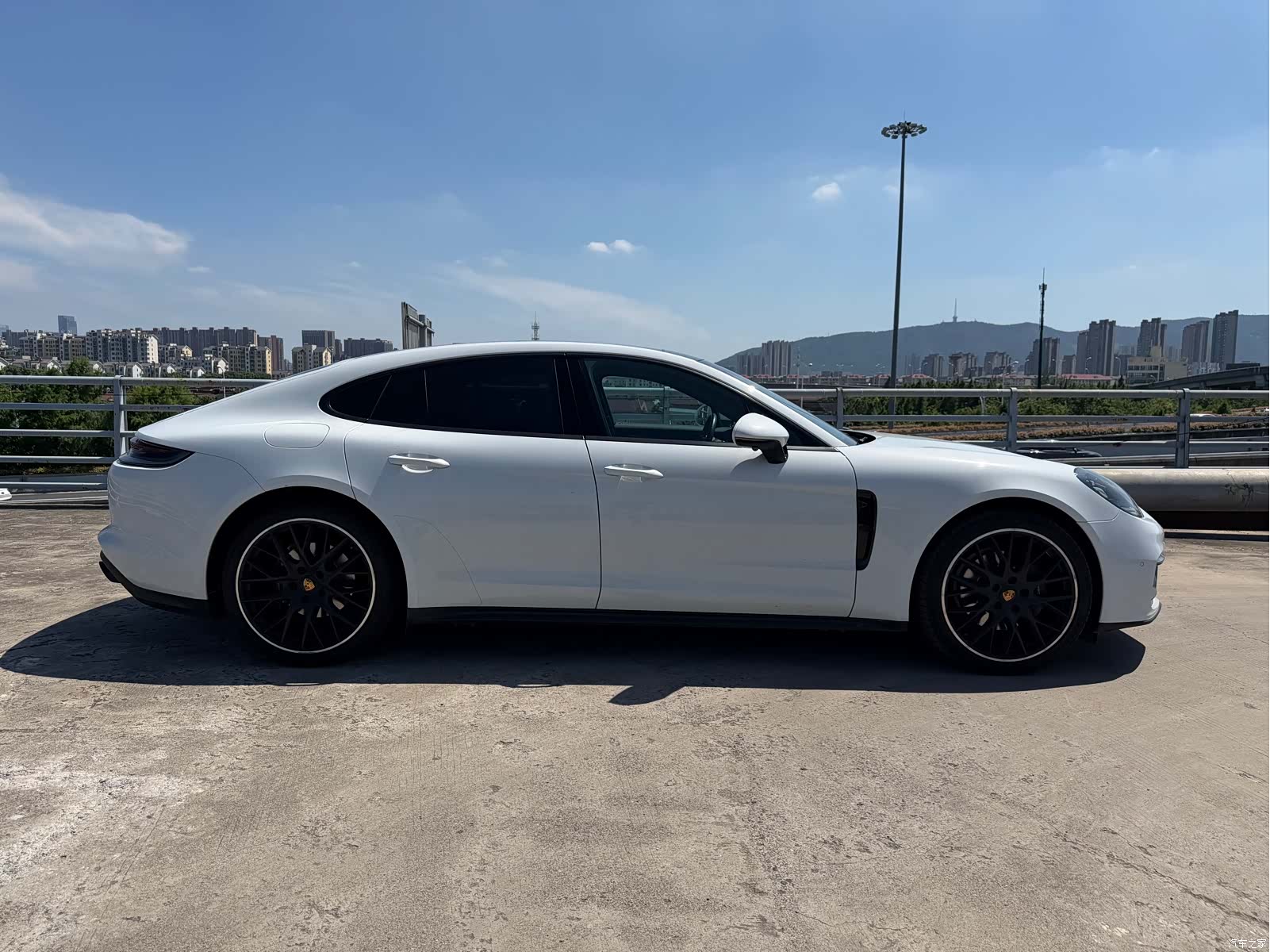 Porsche Panamera, 2023 4