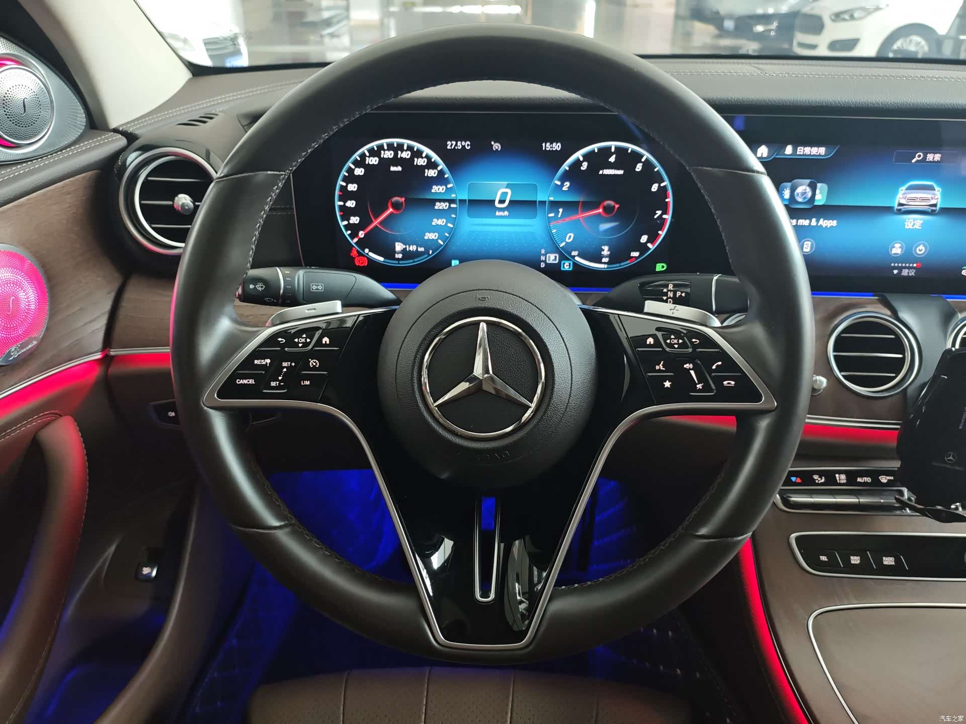 Mercedes-Benz E-Class, 2022 13