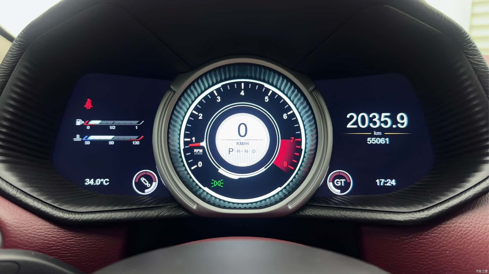 Aston Martin DB11, 2020 19