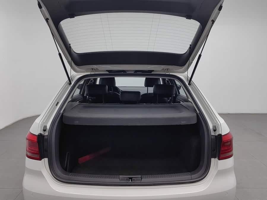 Volkswagen Tiguan 2014, фото 16