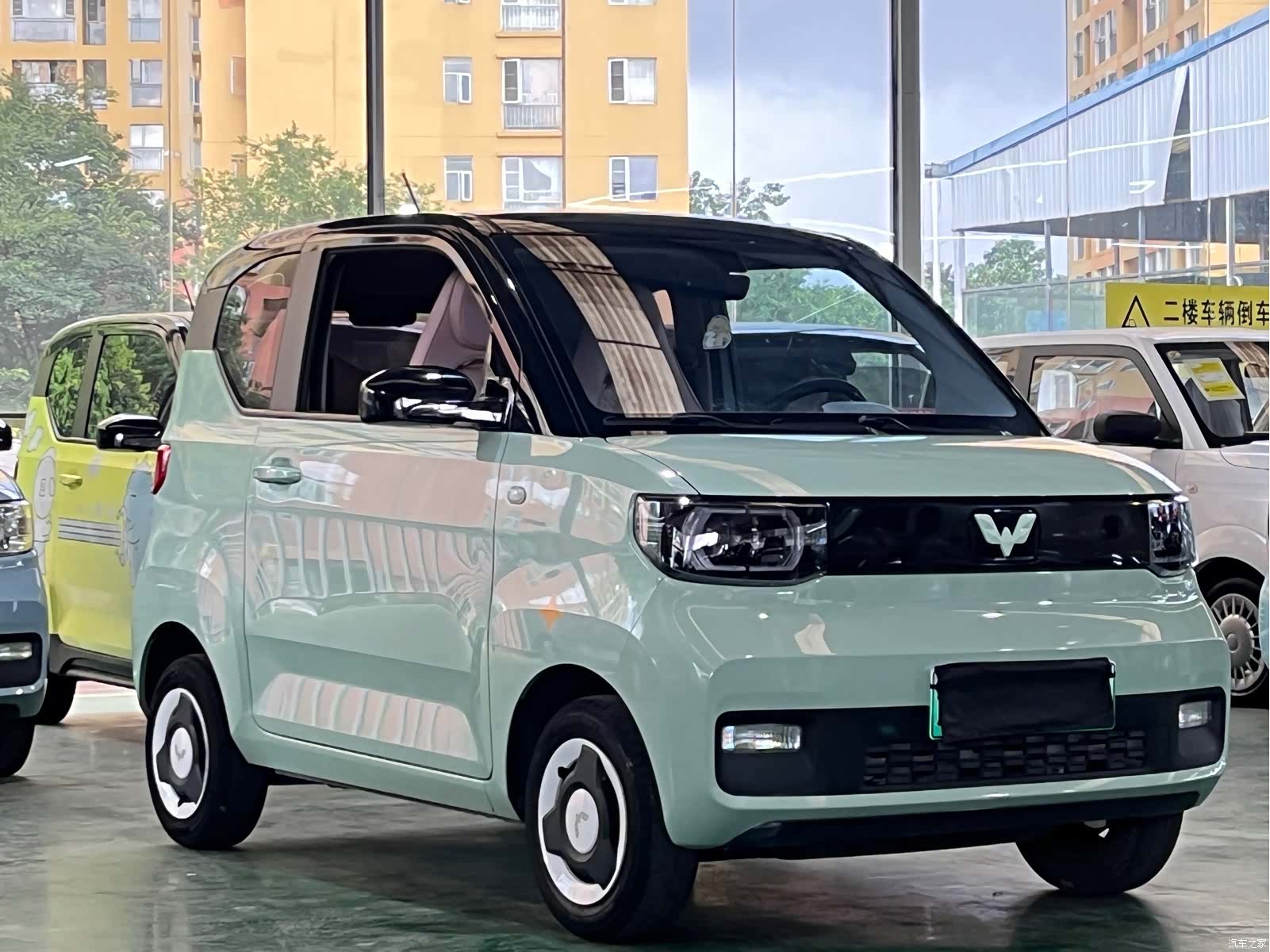 Wuling MINIEV, 2021 3