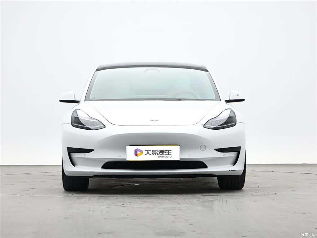 Tesla Model 3, 2023 2