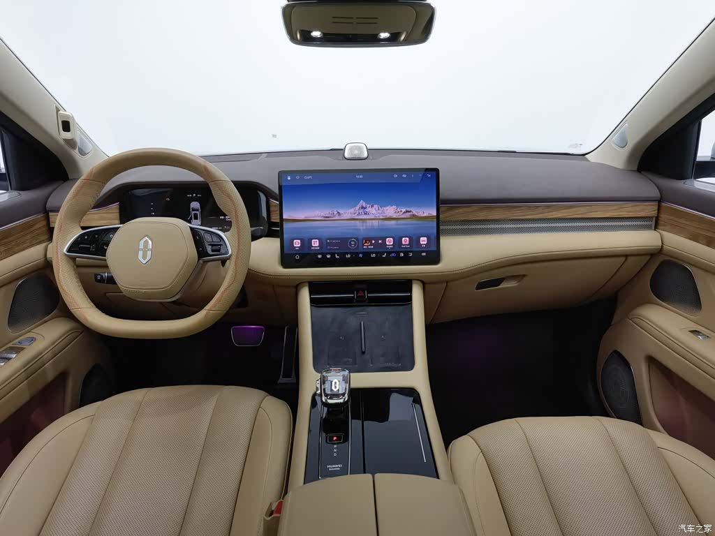 AITO M7, 2023 все фото