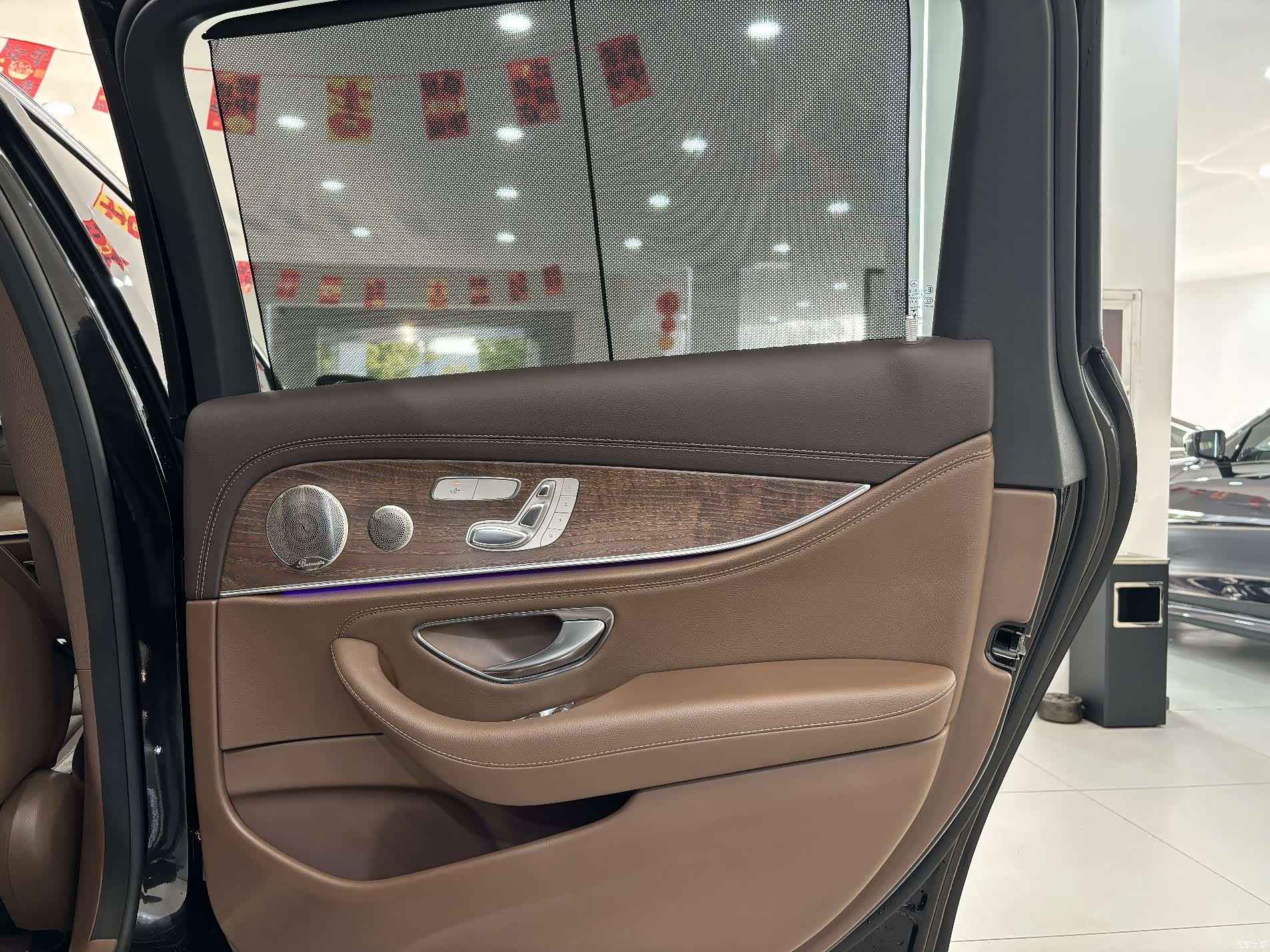 Mercedes-Benz E-Class, 2022 30