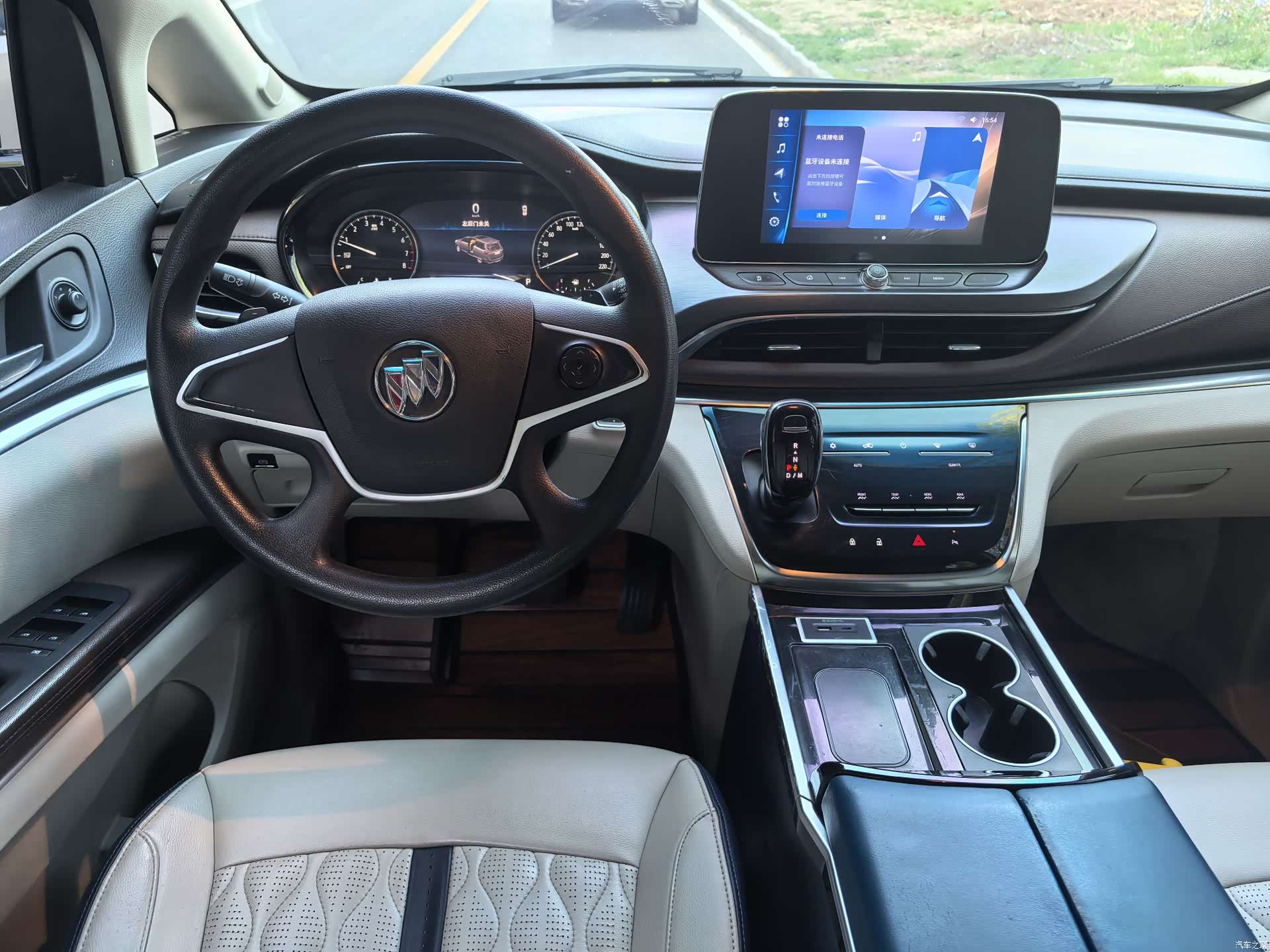 Buick GL8, 2020 10