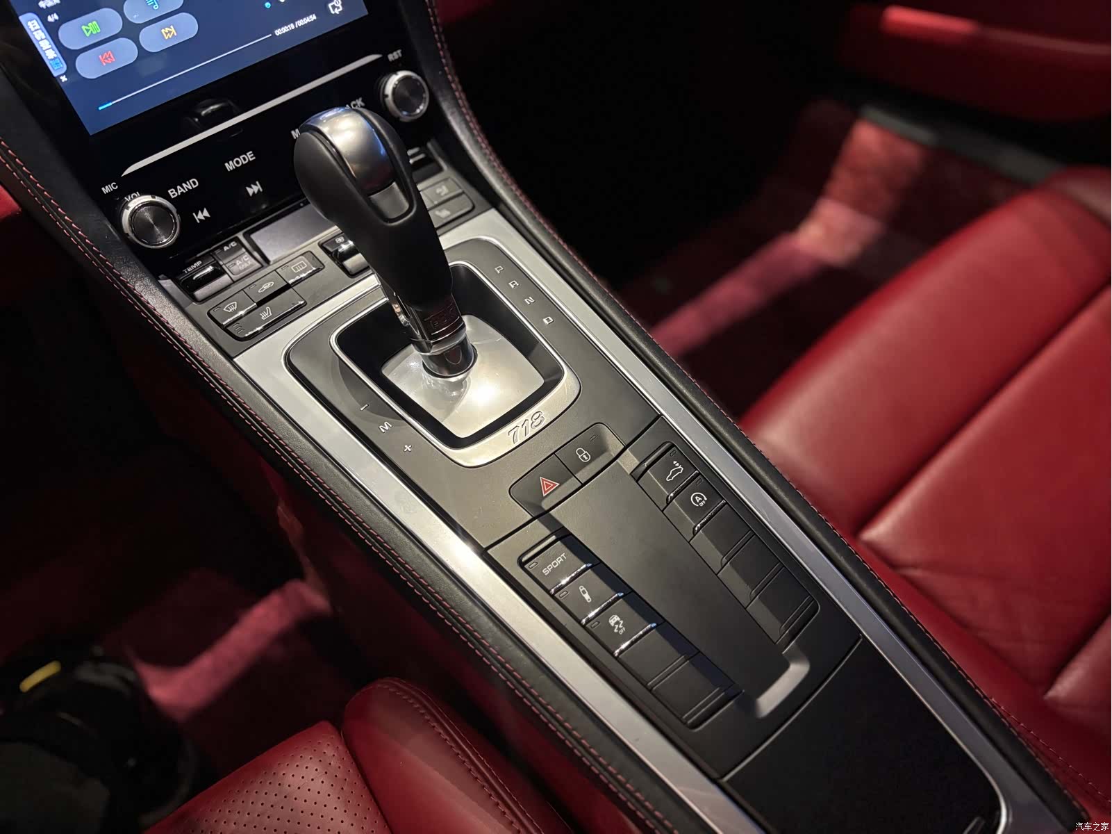 Porsche Cayman, 2017 10