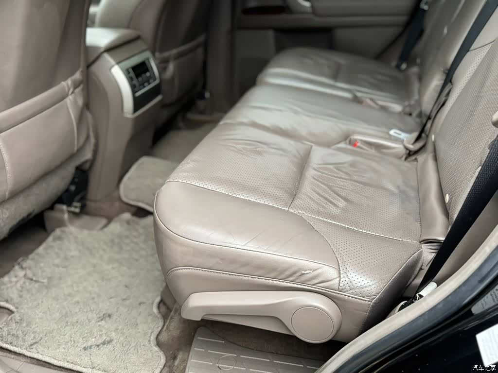 Lexus GX, 2013 10