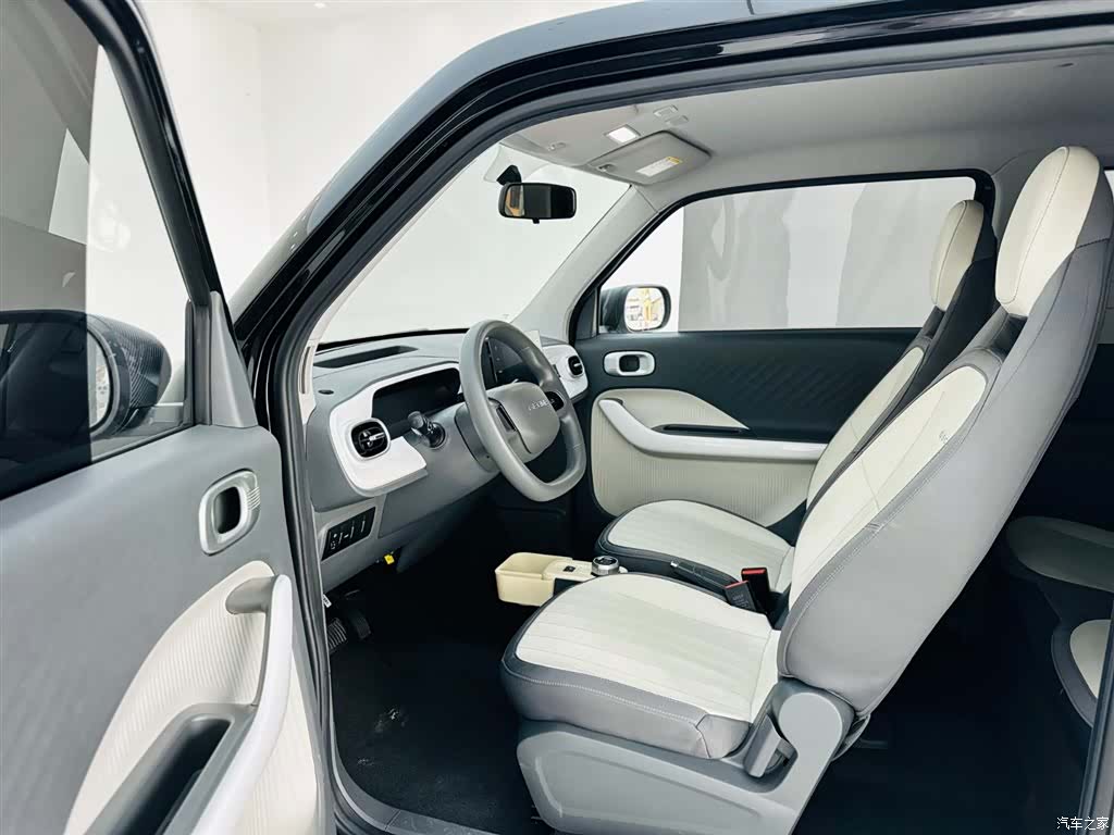 Geely Panda, 2024 13