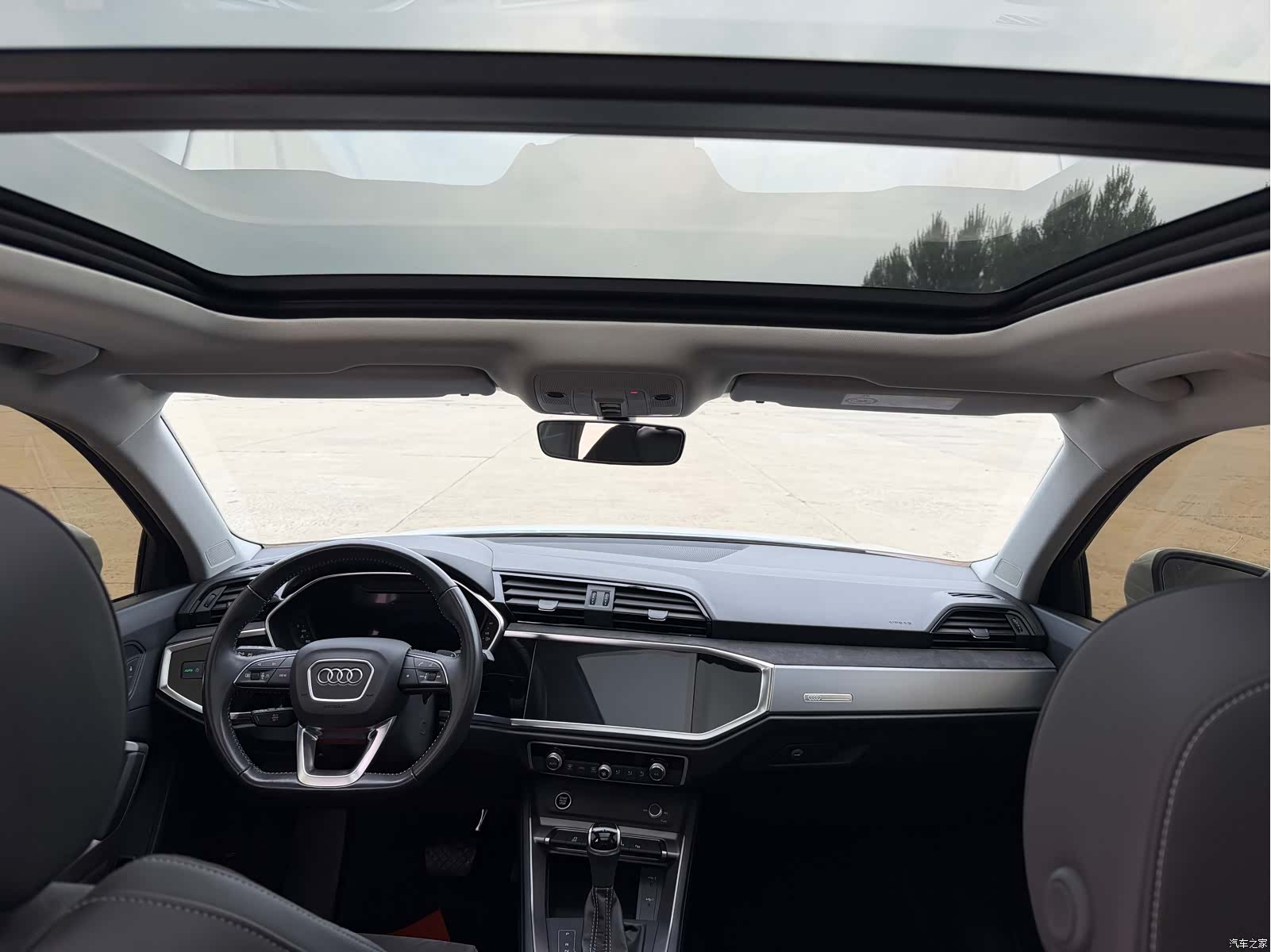 Audi Q3, 2022 9