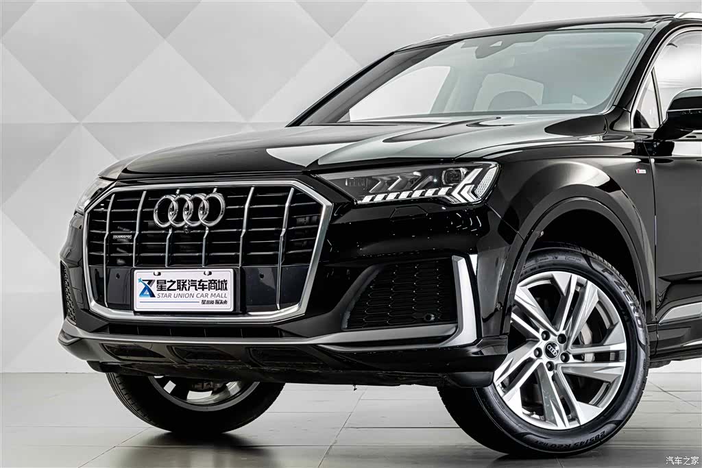 Audi Q7, 2024 2